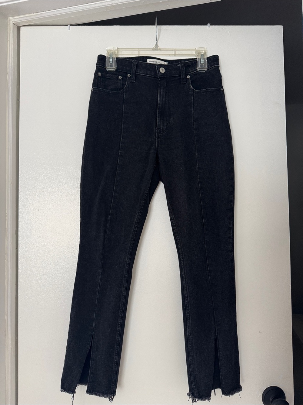 Abercrombie & Fitch the Skinny High Rise Curve Love Split-Hem Jeans